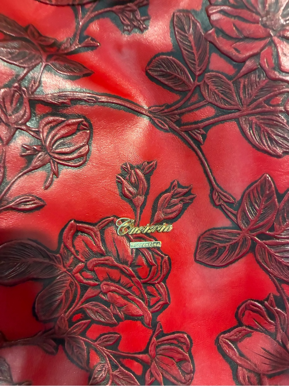 CUOIERIA FIORENTINA Red Floral Embossed Braided-Handle Hobo leather Bag. - Picture 8 of 13